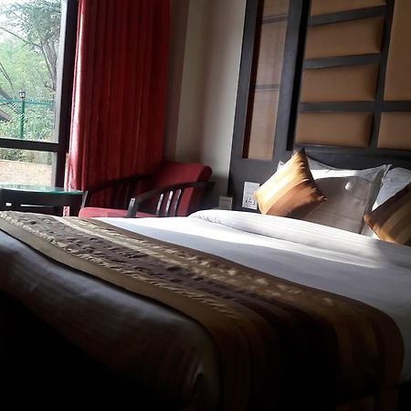 Hotel Southgate Shimla Exterior photo