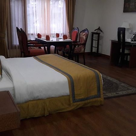 Hotel Southgate Shimla Exterior photo