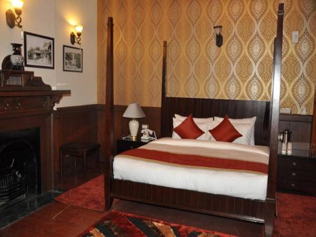 Hotel Southgate Shimla Exterior photo