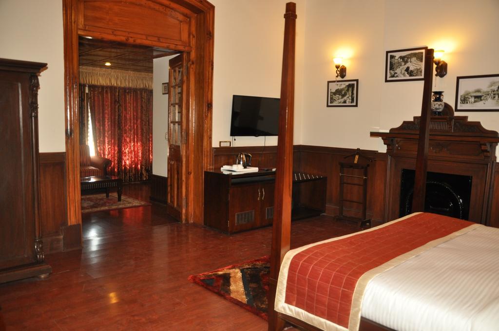 Hotel Southgate Shimla Exterior photo