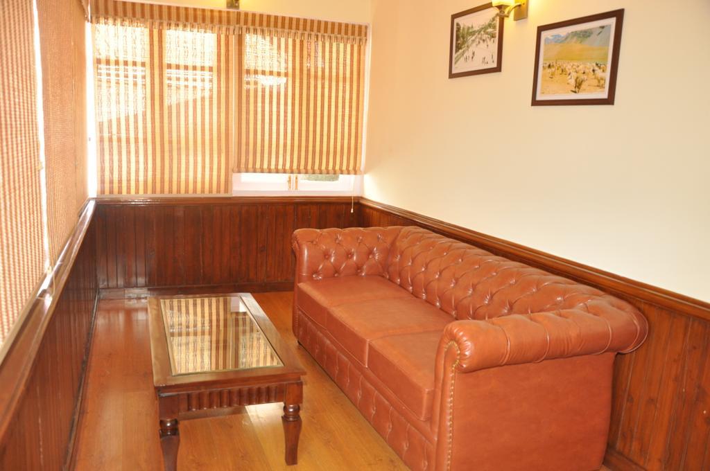 Hotel Southgate Shimla Exterior photo