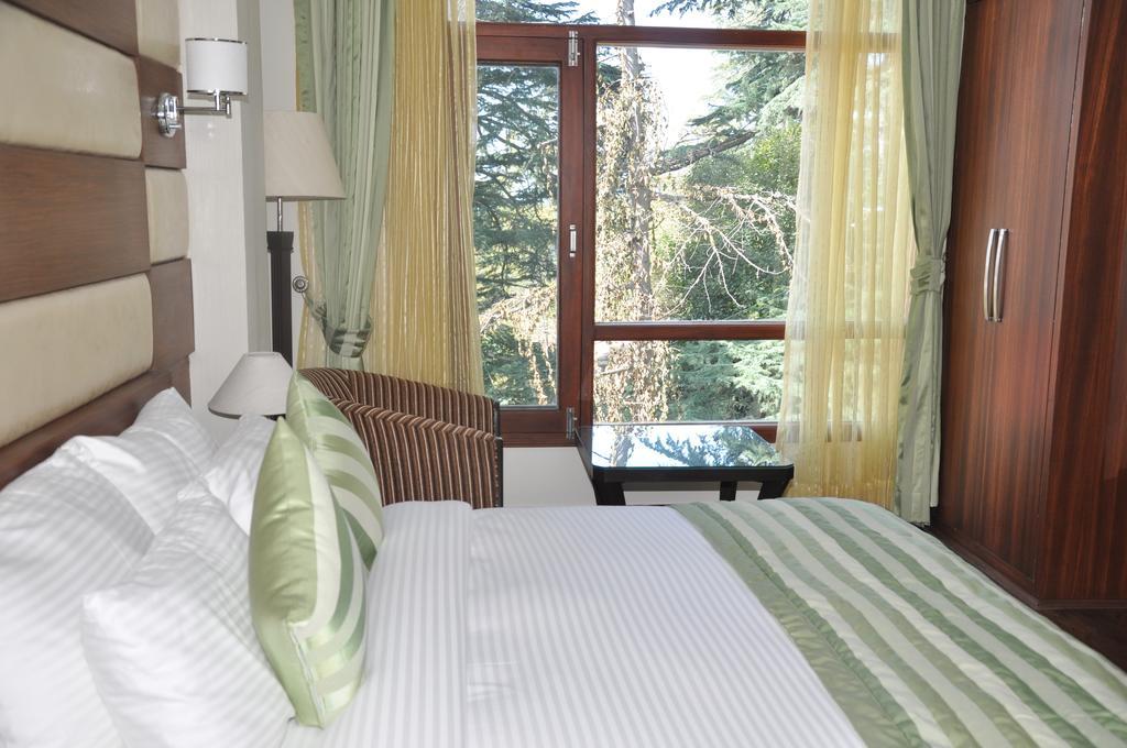 Hotel Southgate Shimla Exterior photo