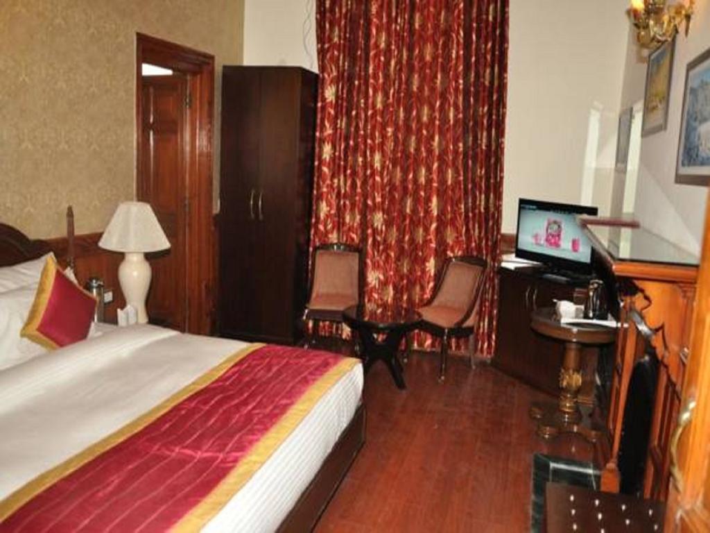 Hotel Southgate Shimla Exterior photo
