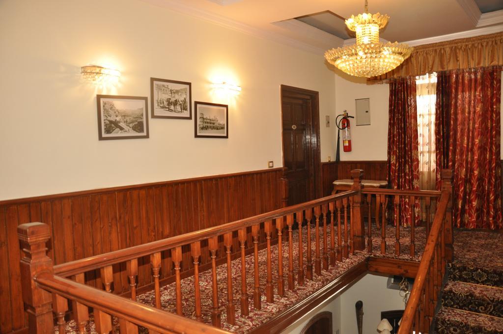 Hotel Southgate Shimla Exterior photo