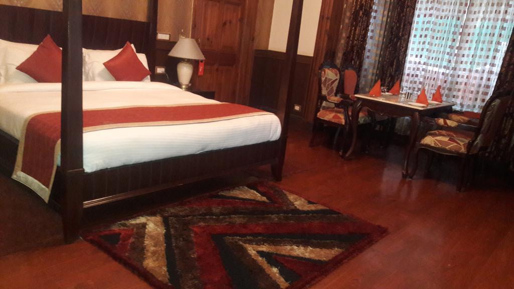 Hotel Southgate Shimla Exterior photo