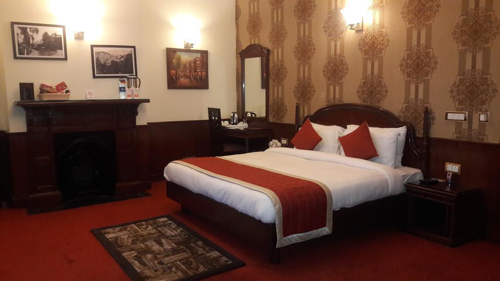 Hotel Southgate Shimla Exterior photo