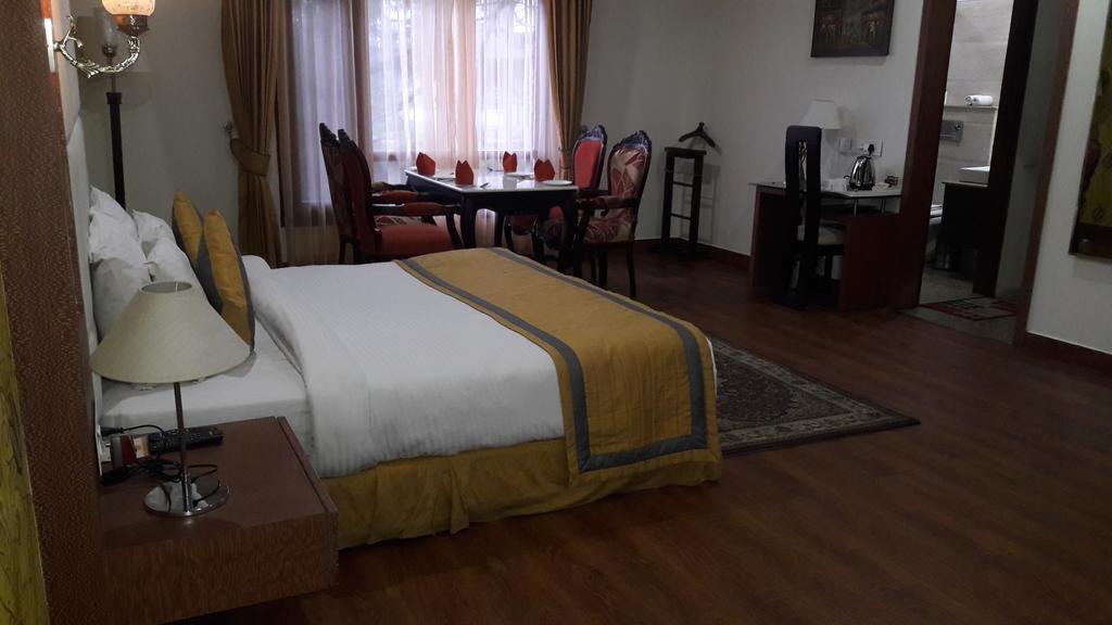 Hotel Southgate Shimla Exterior photo
